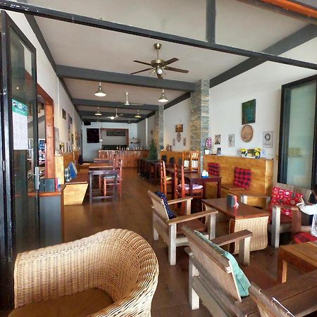Hotel Good Morning Kampot Esterno foto