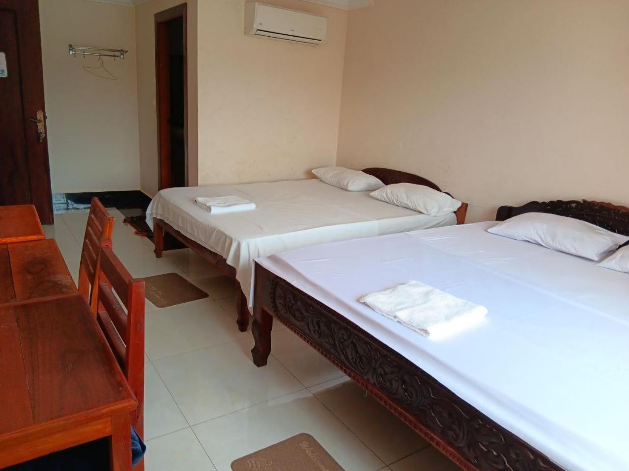 Hotel Good Morning Kampot Esterno foto