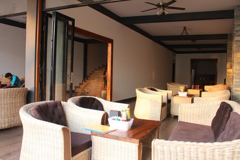 Hotel Good Morning Kampot Esterno foto