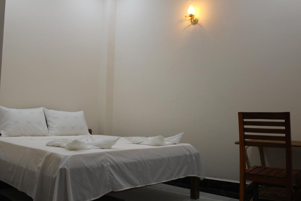 Hotel Good Morning Kampot Esterno foto