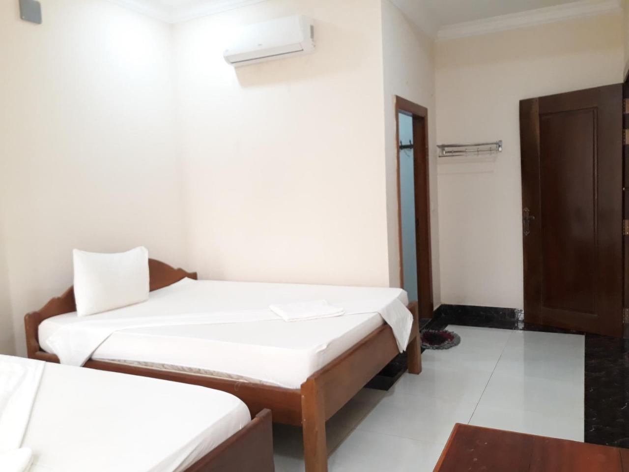 Hotel Good Morning Kampot Esterno foto